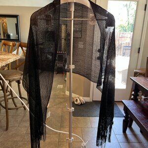 Black Fringed Ladies Wrap/Shawl
